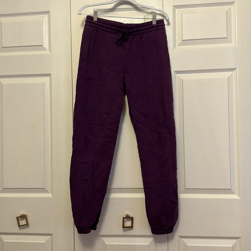 aritzia tna cozy fleece boyfriend sweatpant